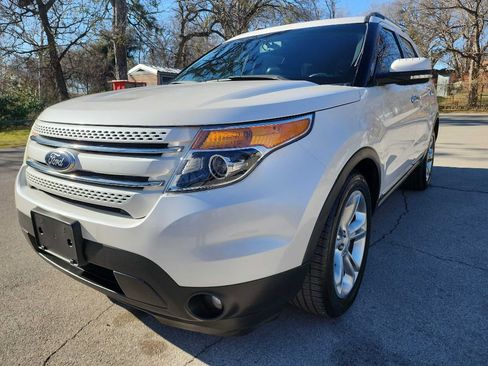 Used 2013 Ford Explorer Limited image 3