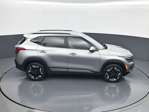 Used 2024 Kia Seltos SX AWD/4WD image 16