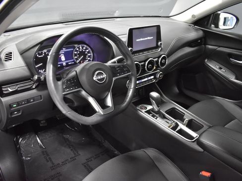Certified 2025 Nissan Sentra SV w/ All-Weather Package FWD image 4