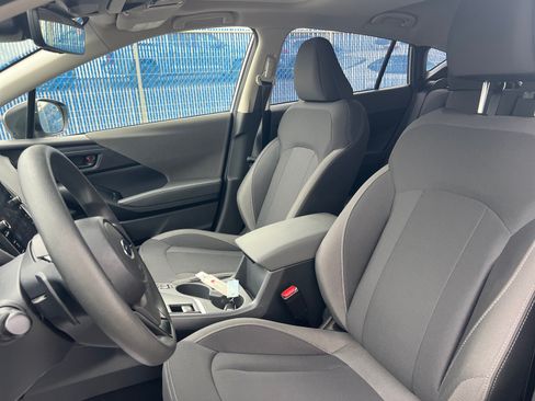 Used 2025 Subaru Crosstrek 2.5i Premium AWD/4WD image 12