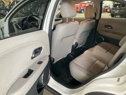 Used 2016 Honda HR-V EX-L image 34