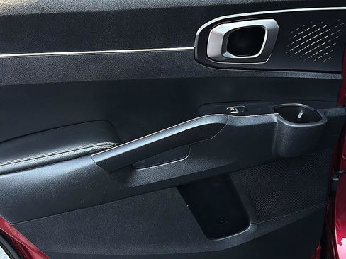 Used 2022 Kia Sorento S w/ Panoramic Sunroof Package FWD image 10