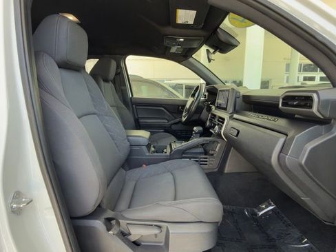 Used 2024 Toyota Tacoma SR RWD image 15