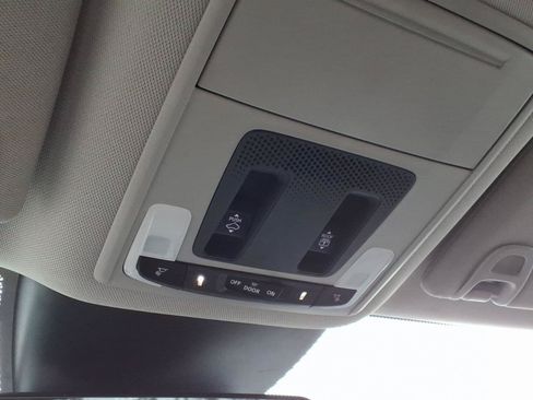 Certified 2025 Honda Pilot Elite image 26