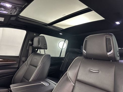 Used 2023 Cadillac Escalade ESV Premium Luxury w/ LPO, Floor Liner Package AWD/4WD image 22
