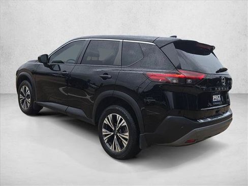 Used 2023 Nissan Rogue SV FWD image 7