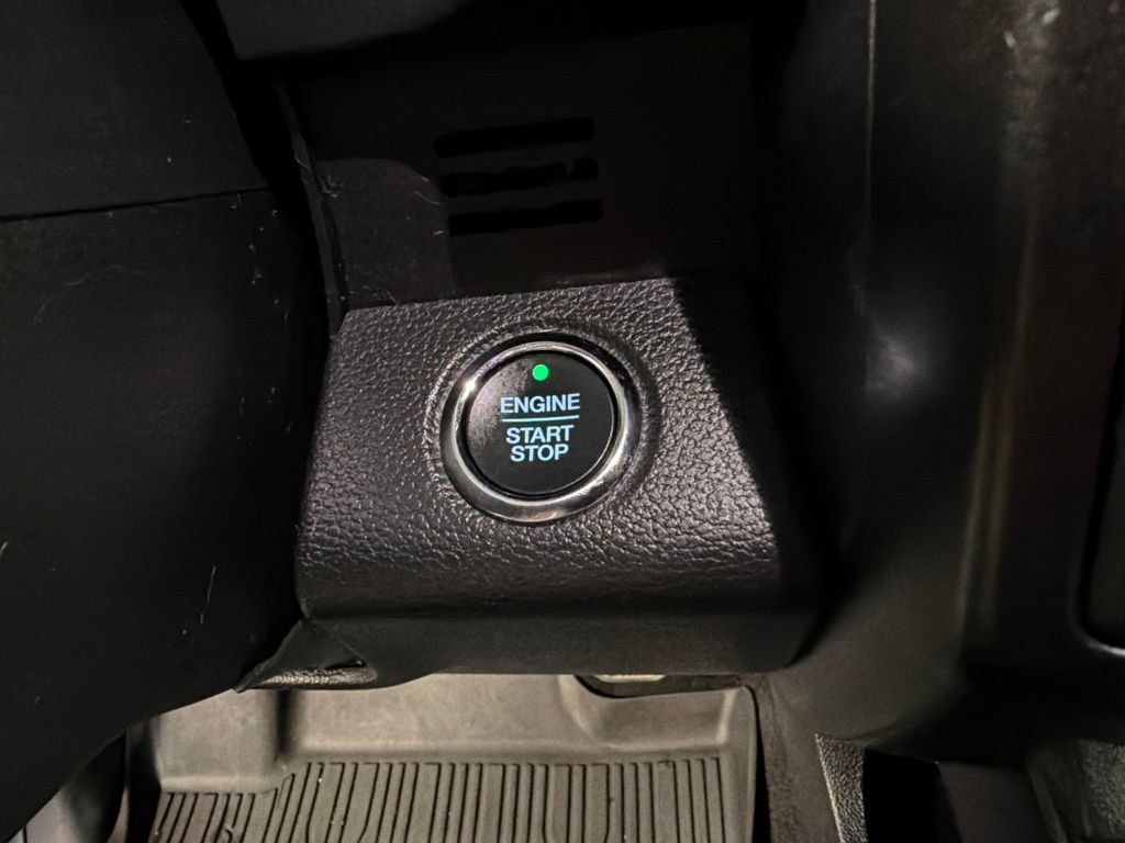 Used 2018 Ford Expedition Limited w/ Equipment Group 301A AWD/4WD image 20