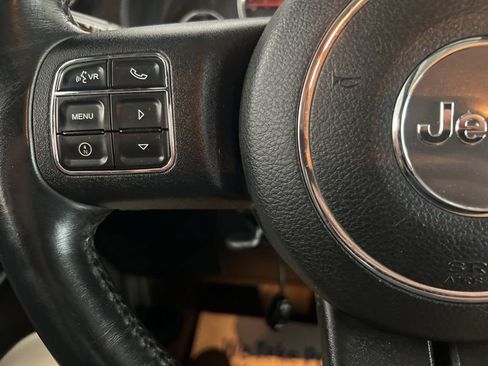 Used 2016 Jeep Wrangler Unlimited Sport w/ Quick Order Package 24S AWD/4WD image 19