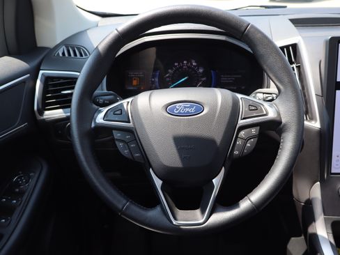 Used 2024 Ford Edge SEL w/ Convenience Package AWD/4WD image 14