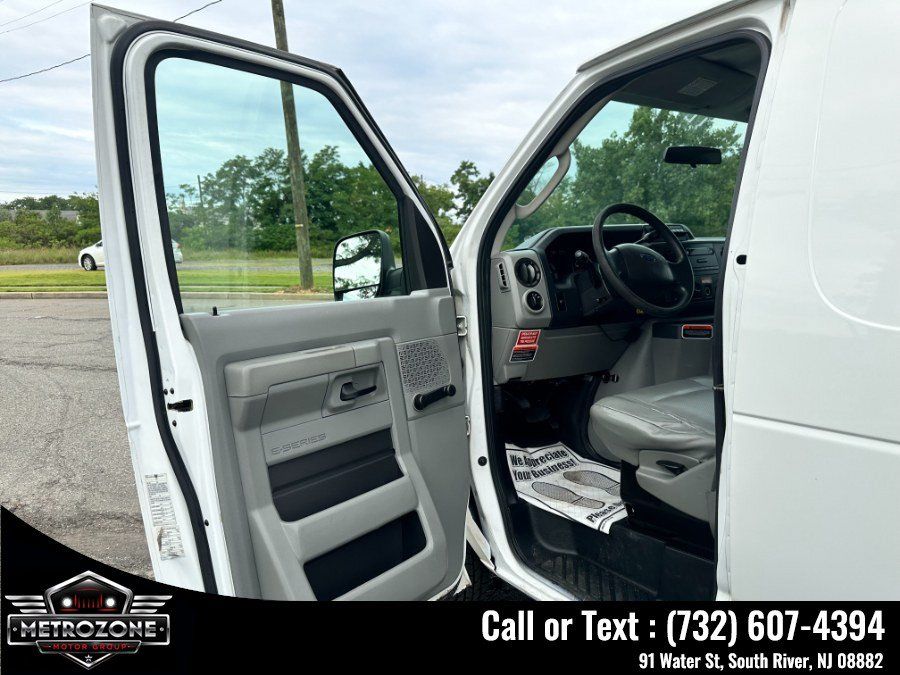Used 2012 Ford E-350 and Econoline 350 Super Duty RWD image 15