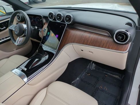 Used 2026 Mercedes-Benz GLC 300 image 21
