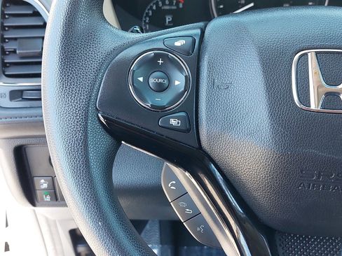 Used 2022 Honda HR-V EX image 16