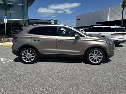 Used 2019 Lincoln MKC Reserve w/ MKC Technology Package FWD image 5