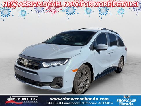 Used 2025 Honda Odyssey Touring image 1