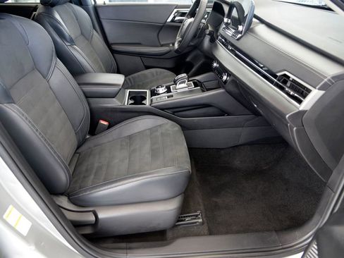 Used 2023 Mitsubishi Outlander SE Black Edition image 31