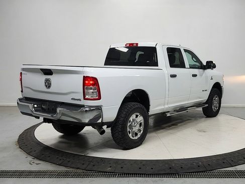 Used 2022 RAM 2500 Tradesman w/ Chrome Appearance Group AWD/4WD image 7