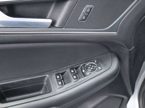 Used 2024 Ford Edge SEL AWD/4WD image 26