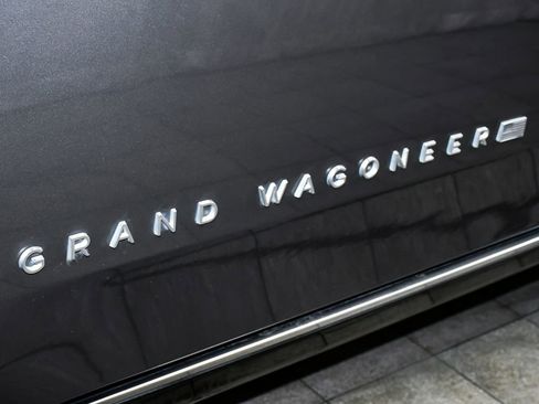 Used 2022 Jeep Grand Wagoneer Series II w/ Convenience Group III AWD/4WD image 97