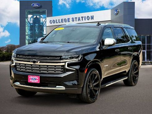 Used 2022 Chevrolet Tahoe Premier RWD image 2