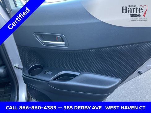 Used 2020 Toyota C-HR LE FWD image 20