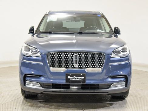 Used 2020 Lincoln Aviator Reserve w/ Equipment Group 202A image 3