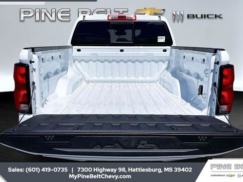 New 2026 Chevrolet Colorado LT w/ LT Convenience Package AWD/4WD image 5