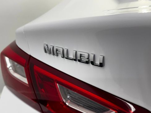 Used 2023 Chevrolet Malibu LT FWD image 8
