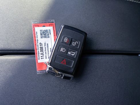 Used 2023 Land Rover Range Rover Velar R-Dynamic S AWD/4WD image 32