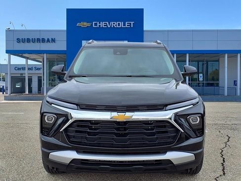 New 2026 Chevrolet TrailBlazer LT w/ Convenience Package FWD image 2