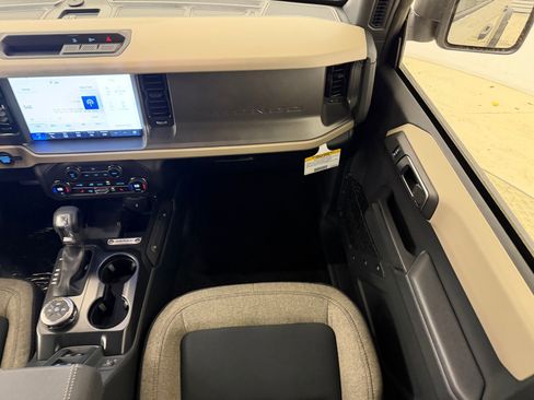 New 2026 Ford Bronco Big Bend AWD/4WD image 21