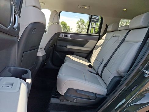 Used 2024 Hyundai Santa Fe SEL AWD/4WD image 11