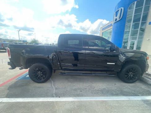 Used 2022 GMC Canyon Elevation w/ Elevation Premium Package RWD image 2