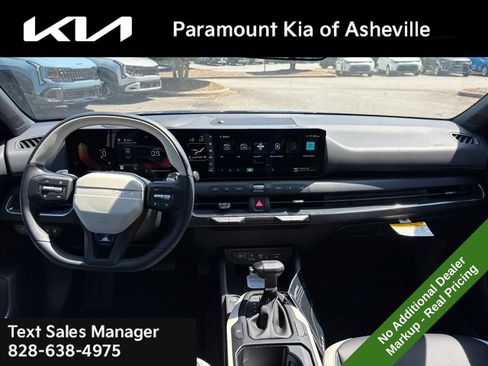 New 2026 Kia K4 GT-Line w/ GT-Line Sunroof Package FWD image 8