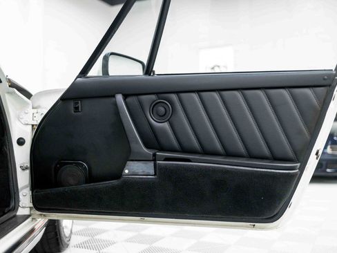 Used 1987 Porsche 911 Carrera RWD image 43