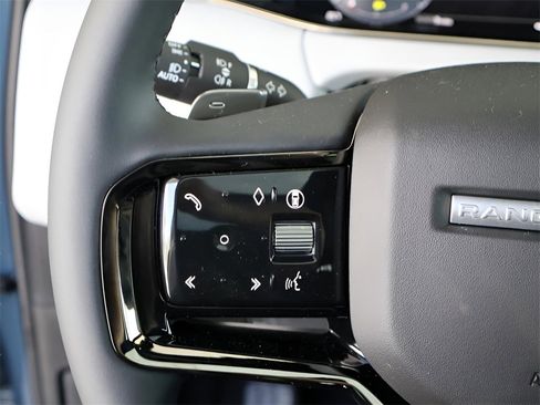 New 2026 Land Rover Range Rover Evoque Dynamic SE image 61