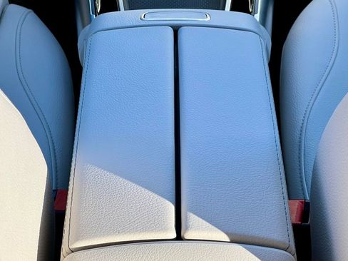 Certified 2026 Mercedes-Benz GLB 250 4MATIC image 25