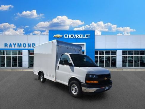 New 2026 Chevrolet Express 3500 w/ Power Convenience Package RWD image 1