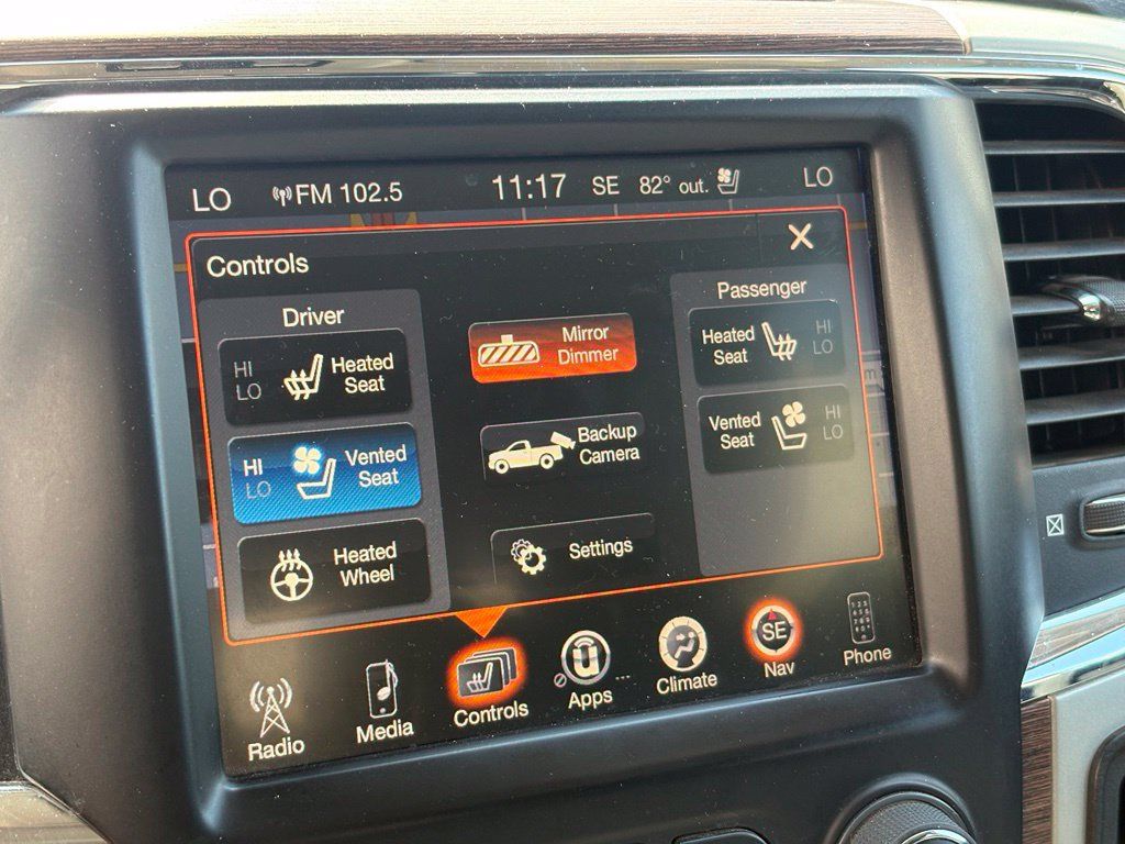 Used 2016 RAM 2500 Laramie AWD/4WD image 15