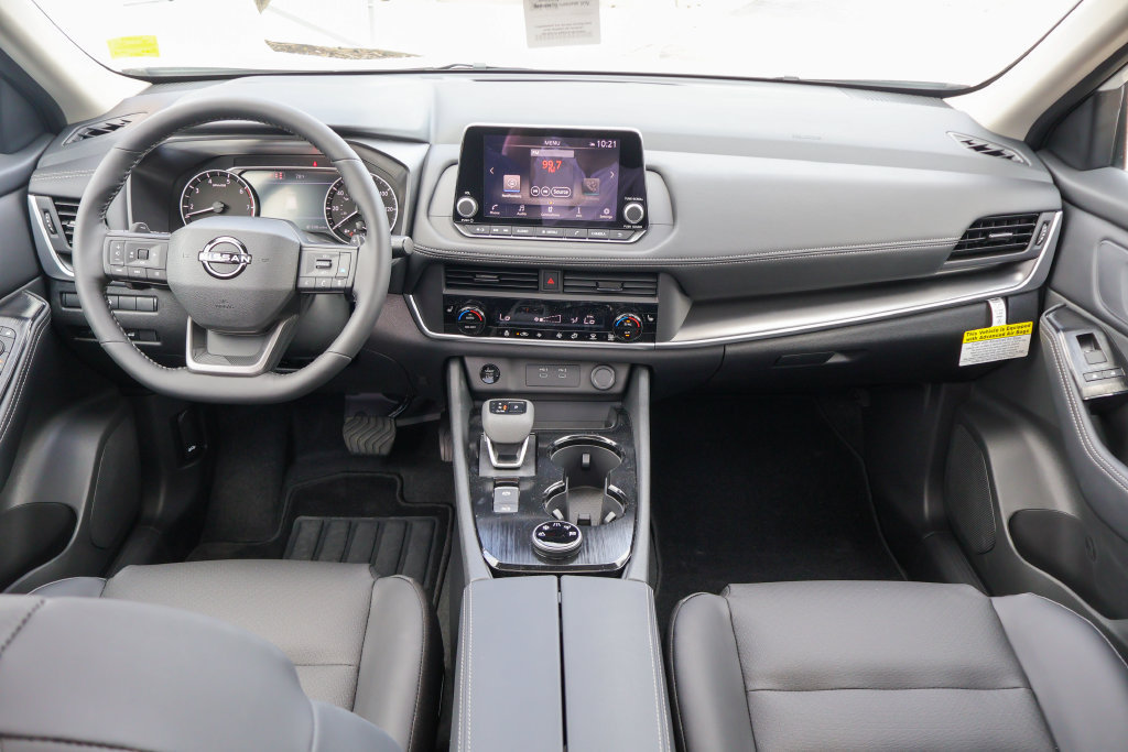 New 2026 Nissan Rogue Dark Armor AWD/4WD image 6
