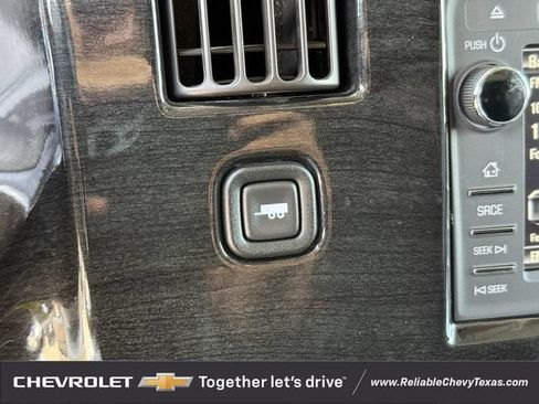 Used 2018 GMC Savana 2500 w/ Enhanced Convenience Package RWD image 22
