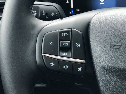 New 2025 Ford Maverick XLT w/ XLT Luxury Package image 9