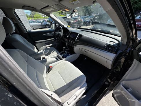 Used 2016 Honda Pilot EX image 22