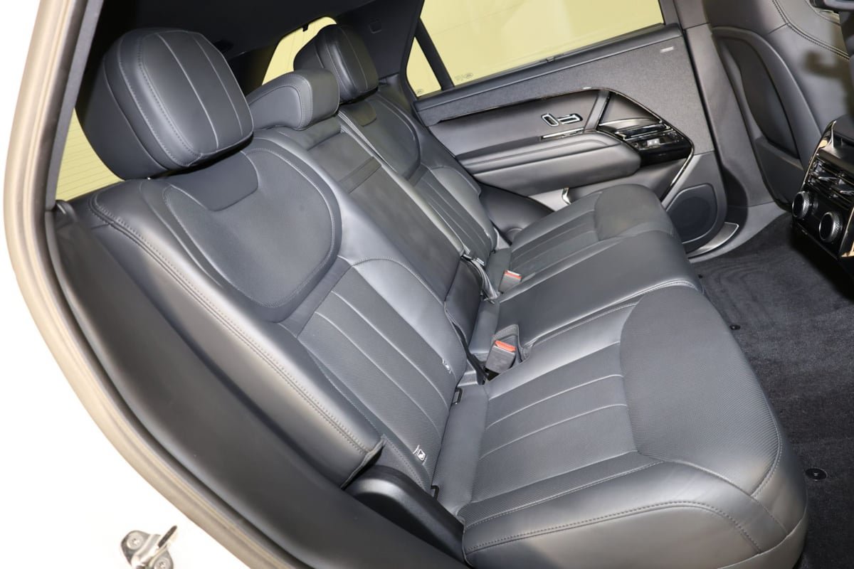 Used 2024 Land Rover Range Rover Sport Dynamic SE AWD/4WD image 31
