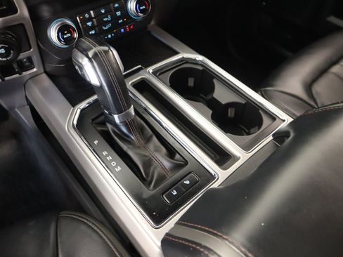 Used 2019 Ford F150 Platinum w/ Equipment Group 701A Luxury image 9