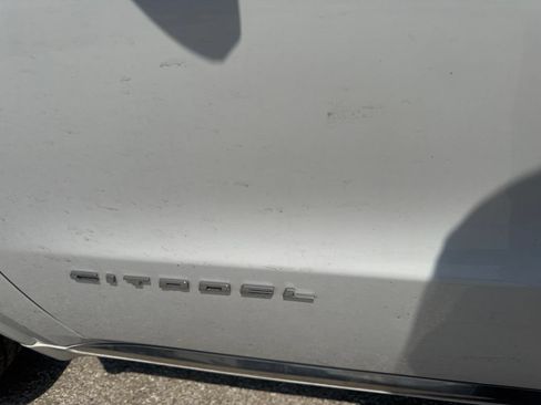 Used 2018 Dodge Durango Citadel w/ Technology Group RWD image 13