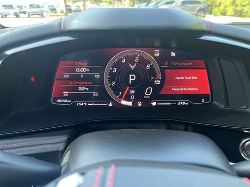 Used 2021 Chevrolet Corvette Stingray Premium Conv w/ Z51 Performance Package RWD image 18