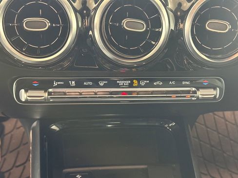 Certified 2026 Mercedes-Benz GLA 250 image 6