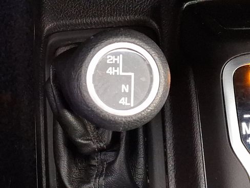 Used 2019 Jeep Wrangler Unlimited Sport S image 26