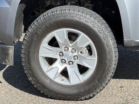 Used 2018 GMC Canyon SLE w/ SLE Convenience Package image 42