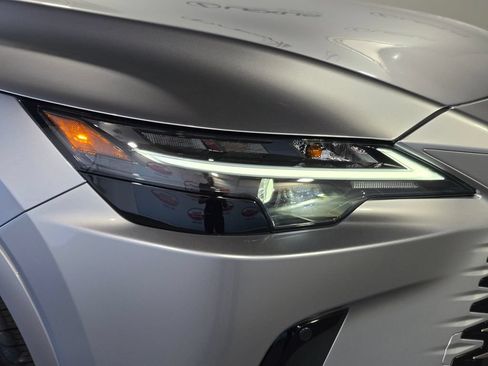 New 2026 Lexus RX 450h AWD image 5
